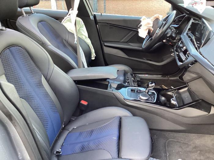 BMW 2 serie Gran Coupe 218i 1.5 TwinPower Turbo 12V Sloopvoertuig (2023, Grijs)