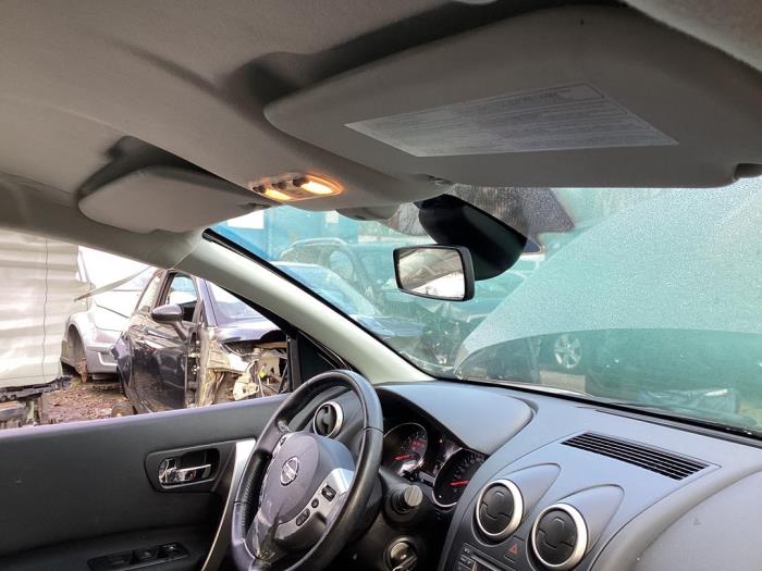 Nissan Qashqai 2.0 16V Sloopvoertuig (2010, Bruin)