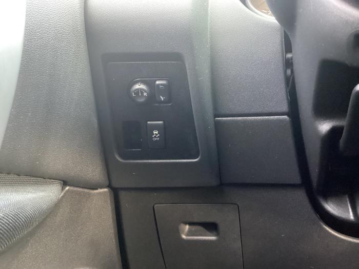 Nissan Qashqai 2.0 16V Sloopvoertuig (2010, Bruin)