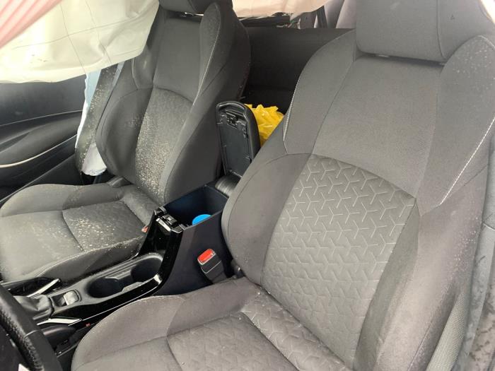 Toyota Corolla Touring Sport 1.8 16V Hybrid Sloopvoertuig (2020, Grijs)