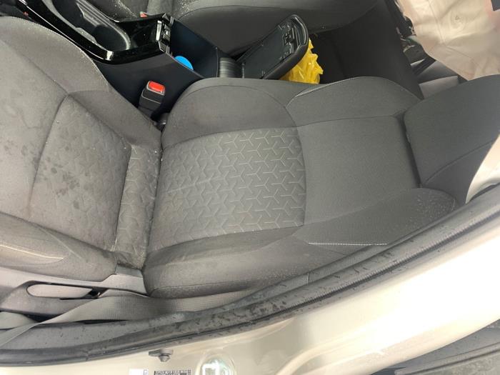 Toyota Corolla Touring Sport 1.8 16V Hybrid Sloopvoertuig (2020, Grijs)