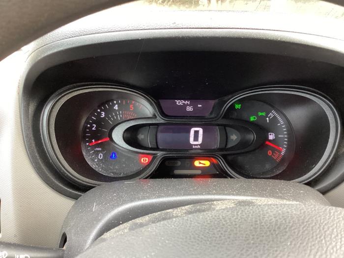 Renault Trafic 1.6 dCi 95 Schadevoertuig (2018, Graniet)