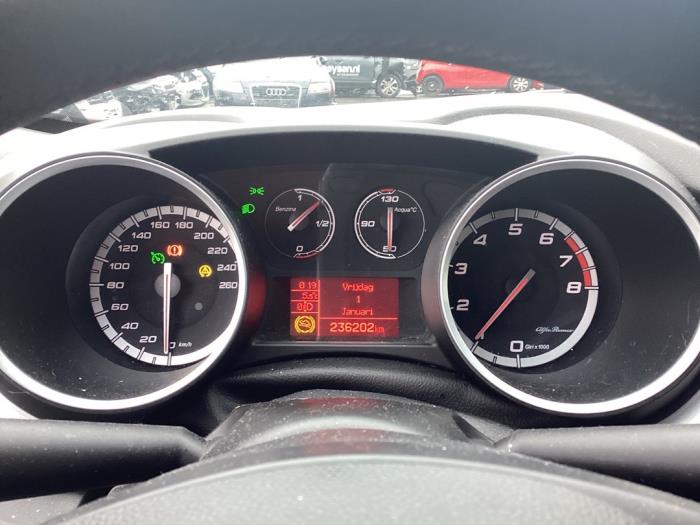 Alfa Romeo Giulietta 1.4 TB 16V MultiAir Sloopvoertuig (2012, Wit)