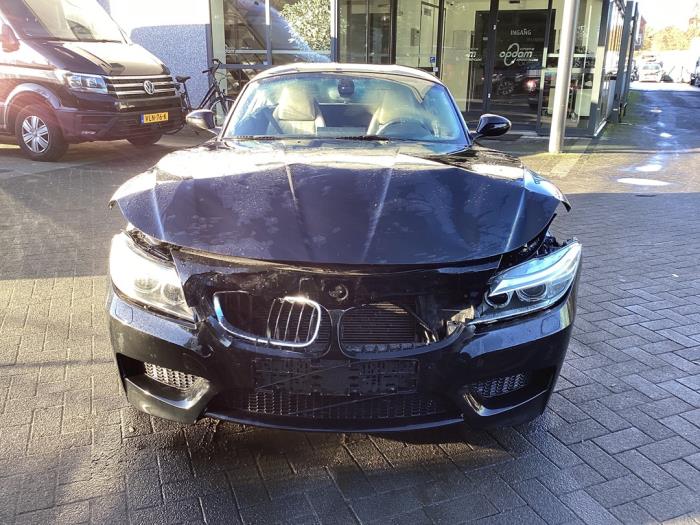BMW Z4 Roadster sDrive 20i 2.0 16V Schadevoertuig (2014, Zwart)