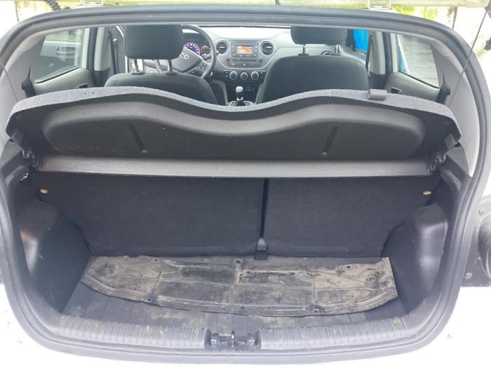 Hyundai i10 1.0 12V Sloopvoertuig (2018, Wit)