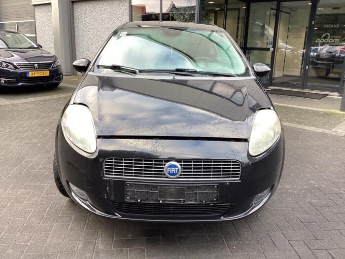 Fiat Grande Punto 1.4 16V Sloopvoertuig (2007, Zwart)