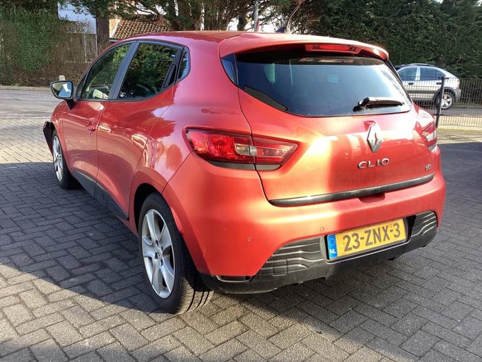 Renault Clio IV 1.5 Energy dCi 90 FAP Schadevoertuig (2013, Rood)