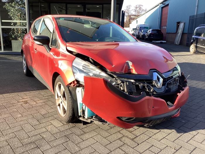 Renault Clio IV 1.5 Energy dCi 90 FAP Schadevoertuig (2013, Rood)