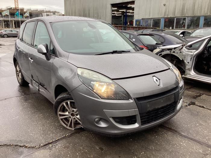 Renault Scénic III 2.0 16V CVT Sloopvoertuig (2010, Grijs)