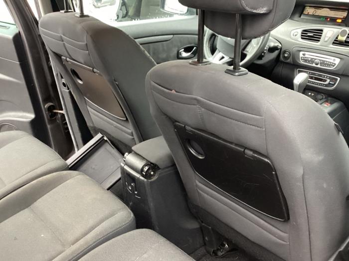 Renault Scénic III 2.0 16V CVT Sloopvoertuig (2010, Grijs)