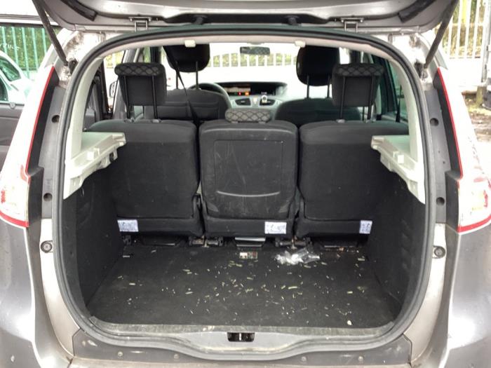 Renault Scénic III 2.0 16V CVT Sloopvoertuig (2010, Grijs)