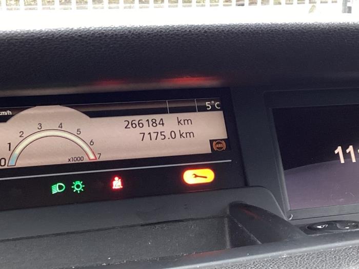 Renault Scénic III 2.0 16V CVT Sloopvoertuig (2010, Grijs)