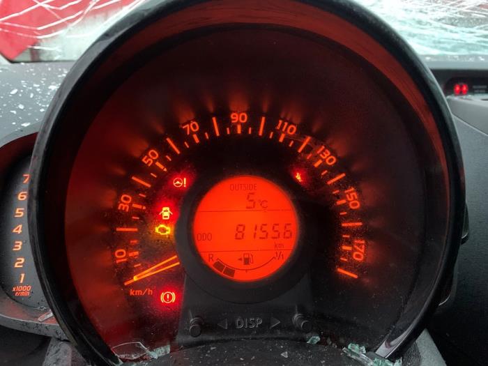 Citroen C1 1.0 Vti 68 12V Sloopvoertuig (2015, Rood)