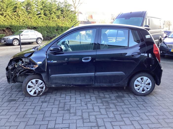 Hyundai i10 1.0i 12V Sloopvoertuig (2012, Zwart)
