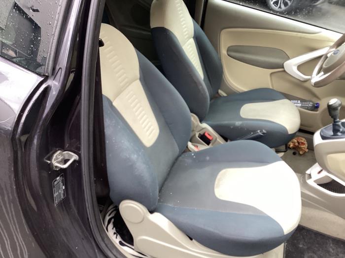 Ford Ka II 1.2 Schadevoertuig (2010, Zwart)