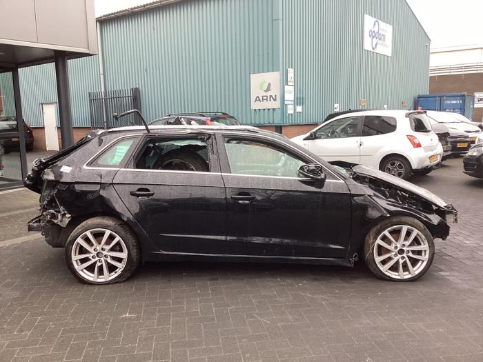 Audi A3 Sportback 1.5 TFSI 16V Sloopvoertuig (2020, Zwart)