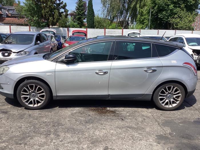 Lancia Delta 1.4 T-Jet 16V 150 Sloopvoertuig (2010, Grijs)