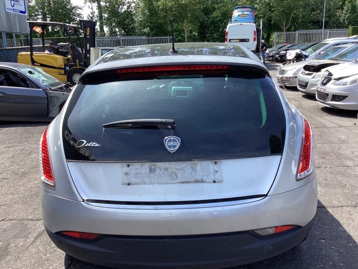 Lancia Delta 1.4 T-Jet 16V 150 Sloopvoertuig (2010, Grijs)