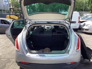 Lancia Delta 1.4 T-Jet 16V 150 Sloopvoertuig (2010, Grijs)