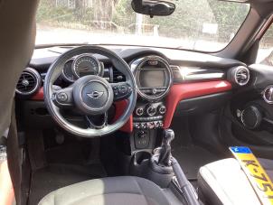 Mini Mini 1.5 12V Cooper Schadevoertuig (2016, Rood)