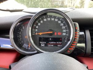 Mini Mini 1.5 12V Cooper Schadevoertuig (2016, Rood)