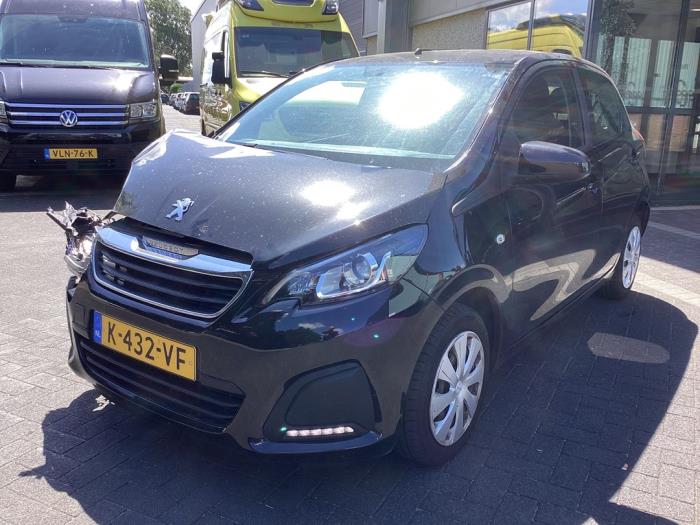 Peugeot 108 1.0 12V VVT-i  (Schade)