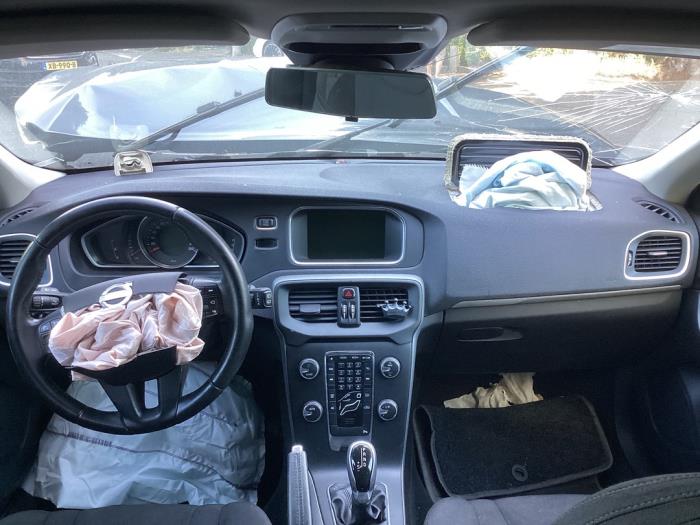 Volvo V40 1.6 D2 Sloopvoertuig (2013, Grijs)