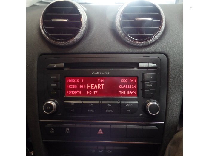 Audi A3 Cabriolet 1.6 TDI 16V Sloopvoertuig (2012, Wit)