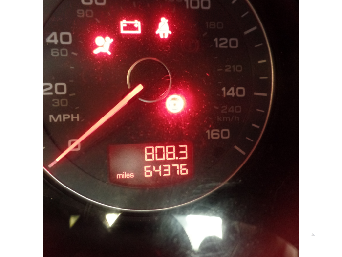 Audi A3 Cabriolet 1.6 TDI 16V Sloopvoertuig (2012, Wit)