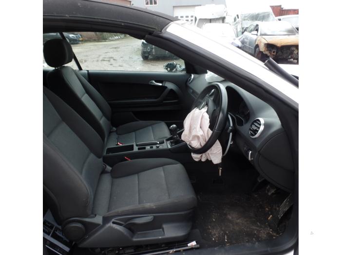 Audi A3 Cabriolet 1.6 TDI 16V Sloopvoertuig (2012, Wit)