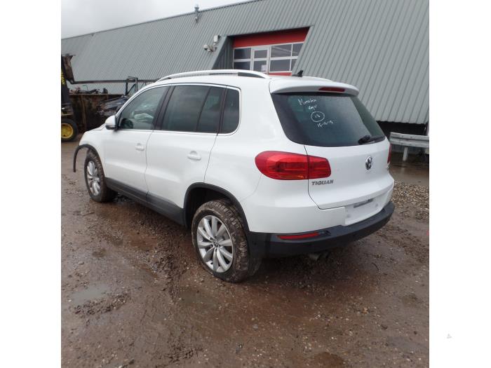 Tiguan 5n1 5n2