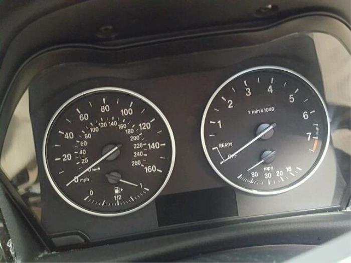 BMW 2 serie Active Tourer 220i 2.0 TwinPower Turbo 16V Sloopvoertuig (2015, Zilver)