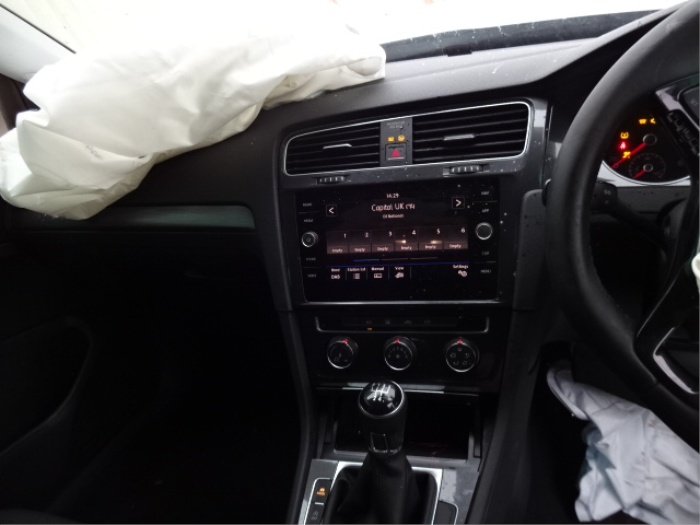 Volkswagen Golf VII 1.6 TDI 16V Sloopvoertuig (2017, Grijs)