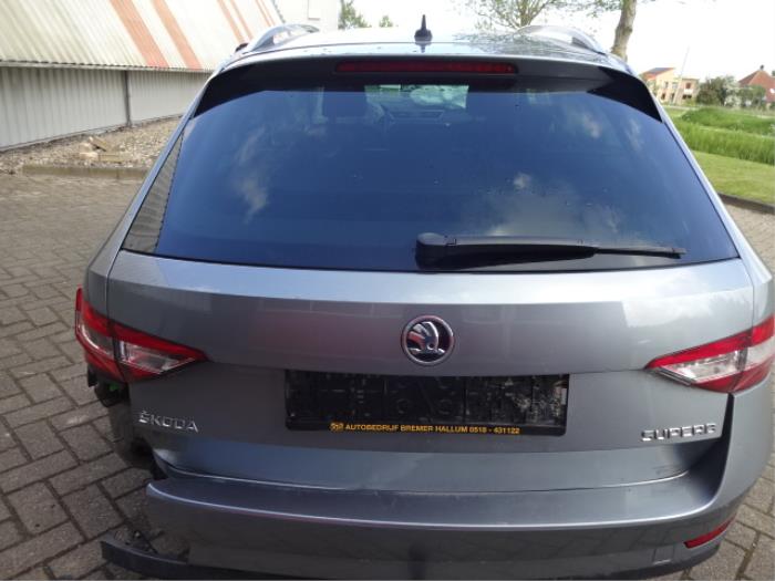 Skoda Superb Combi 1.6 TDI Sloopvoertuig (2016, Grijs)