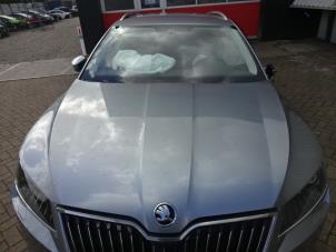 Skoda Superb Combi 1.6 TDI Sloopvoertuig (2016, Grijs)