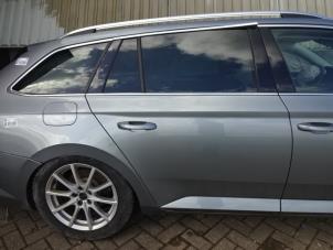 Skoda Superb Combi 1.6 TDI Sloopvoertuig (2016, Grijs)