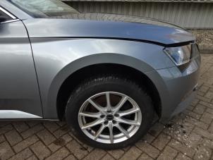 Skoda Superb Combi 1.6 TDI Sloopvoertuig (2016, Grijs)