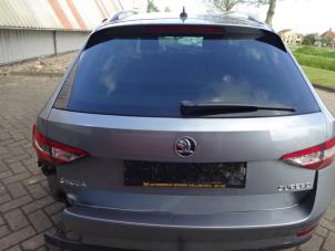 Skoda Superb Combi 1.6 TDI Sloopvoertuig (2016, Grijs)