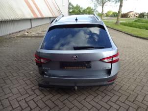 Skoda Superb Combi 1.6 TDI Sloopvoertuig (2016, Grijs)