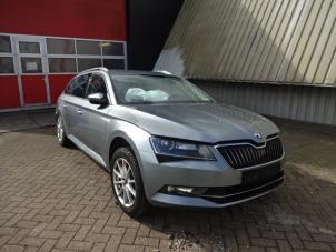 Skoda Superb Combi 1.6 TDI Sloopvoertuig (2016, Grijs)
