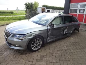 Skoda Superb Combi 1.6 TDI Sloopvoertuig (2016, Grijs)