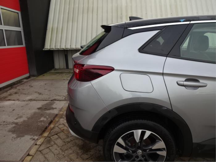 Opel Grandland 1.2 Turbo 12V Sloopvoertuig (2019, Grijs)