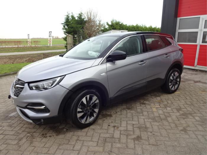Opel Grandland 1.2 Turbo 12V Sloopvoertuig (2019, Grijs)