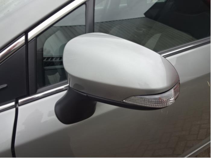 Toyota Avensis 1.8 16V VVT-i Sloopvoertuig (2018, Grijs)