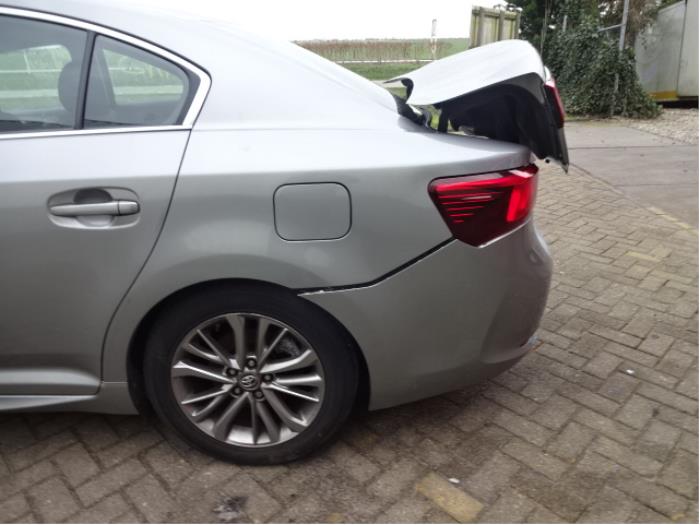 Toyota Avensis 1.8 16V VVT-i Sloopvoertuig (2018, Grijs)