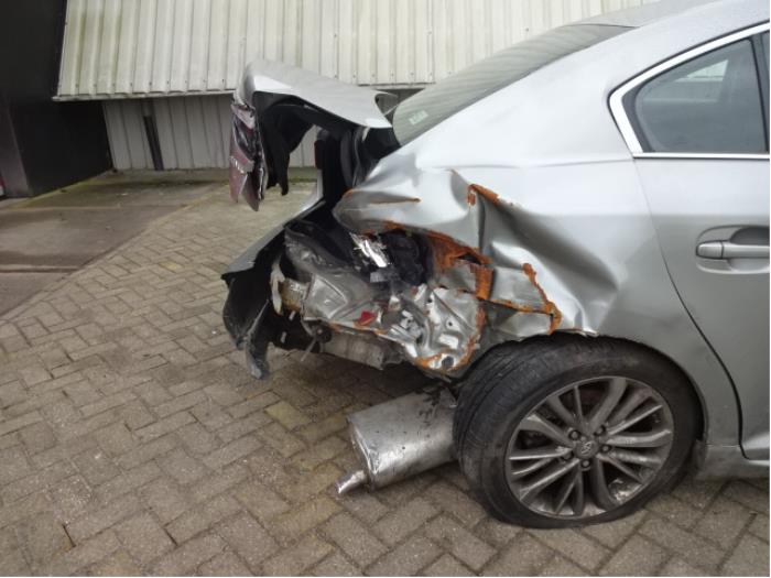 Toyota Avensis 1.8 16V VVT-i Sloopvoertuig (2018, Grijs)