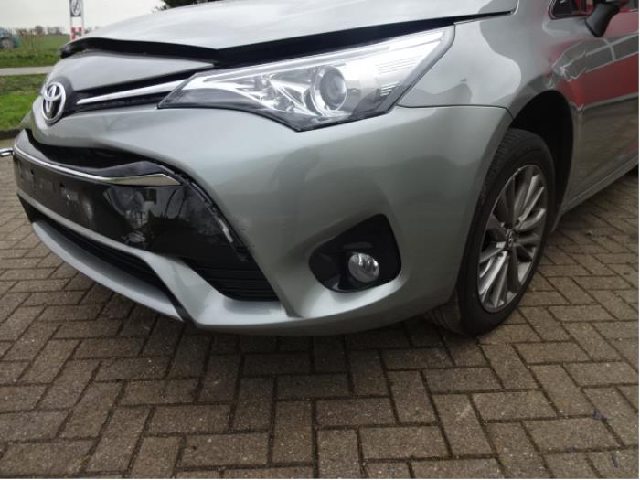 Toyota Avensis 1.8 16V VVT-i Sloopvoertuig (2018, Grijs)