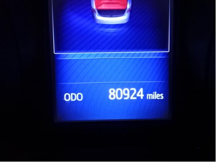 Toyota Avensis 1.8 16V VVT-i Sloopvoertuig (2018, Grijs)