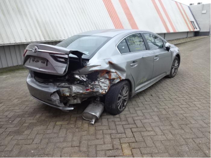 Toyota Avensis 1.8 16V VVT-i Sloopvoertuig (2018, Grijs)