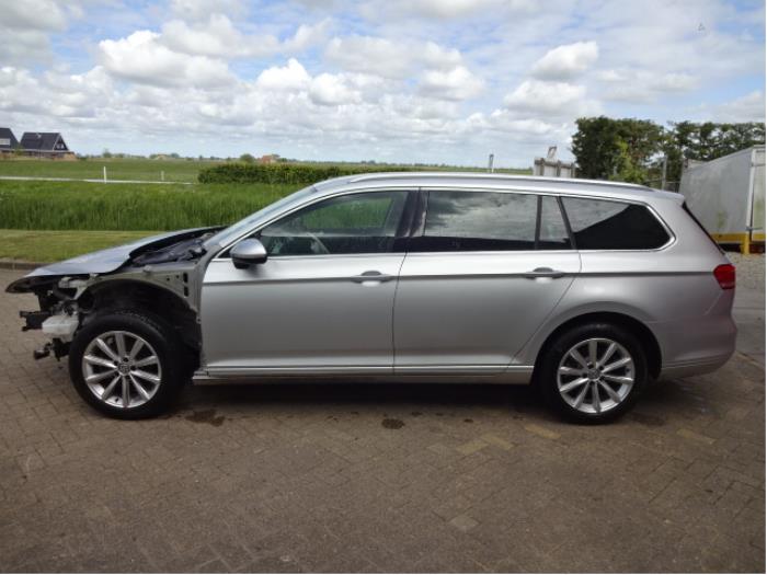 Volkswagen Passat Variant 2.0 TDI 16V 150 Sloopvoertuig (2019, Grijs)